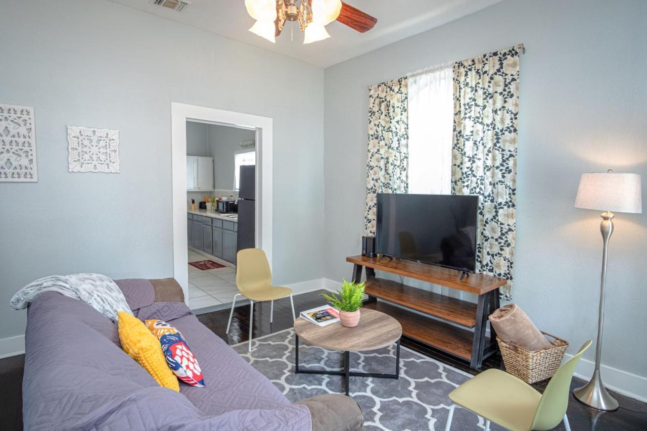 شقة Remodeled Historic 2Br 1Ba House Near Downtown سان أنطونيو المظهر الخارجي الصورة