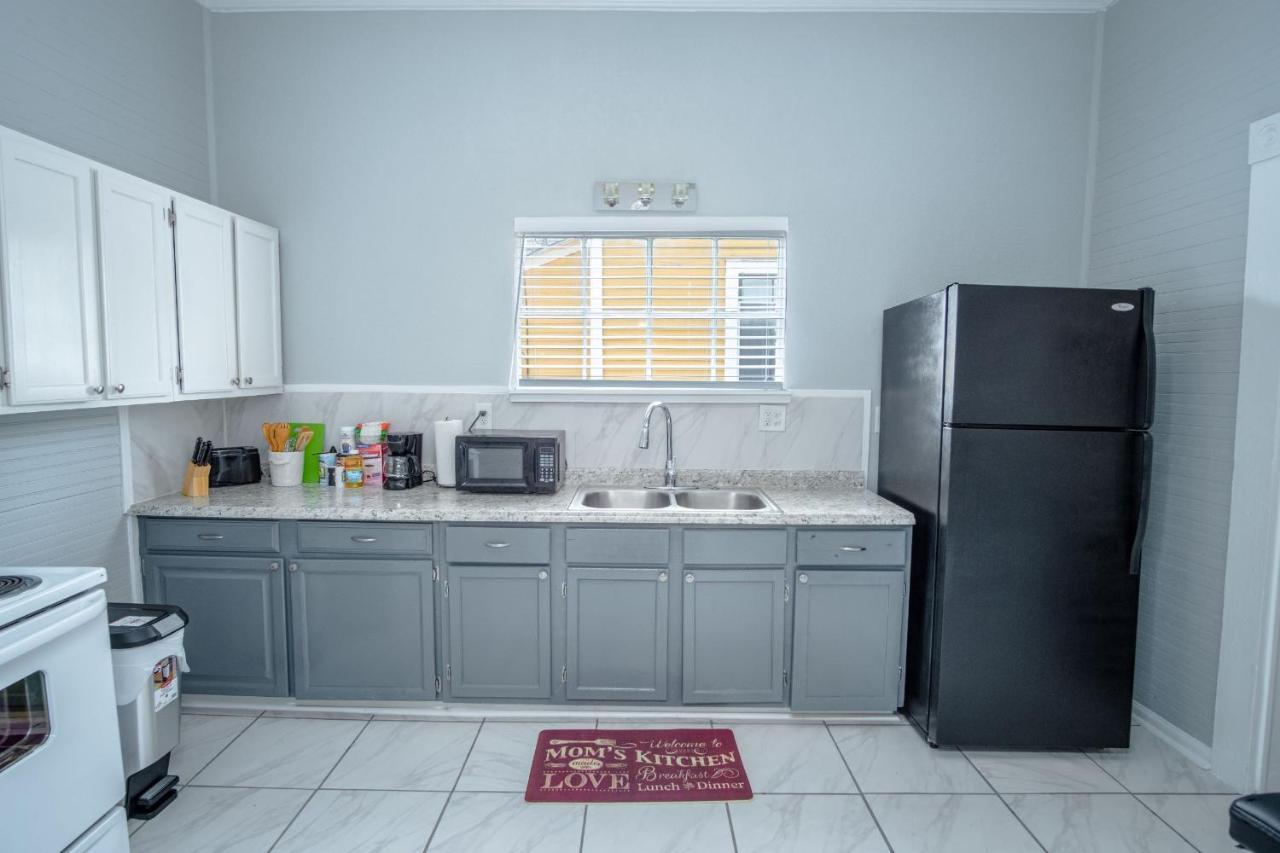 شقة Remodeled Historic 2Br 1Ba House Near Downtown سان أنطونيو المظهر الخارجي الصورة